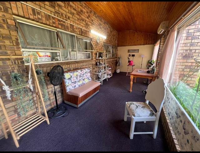 BUSINESS FOR SALE IN GREENHILLS